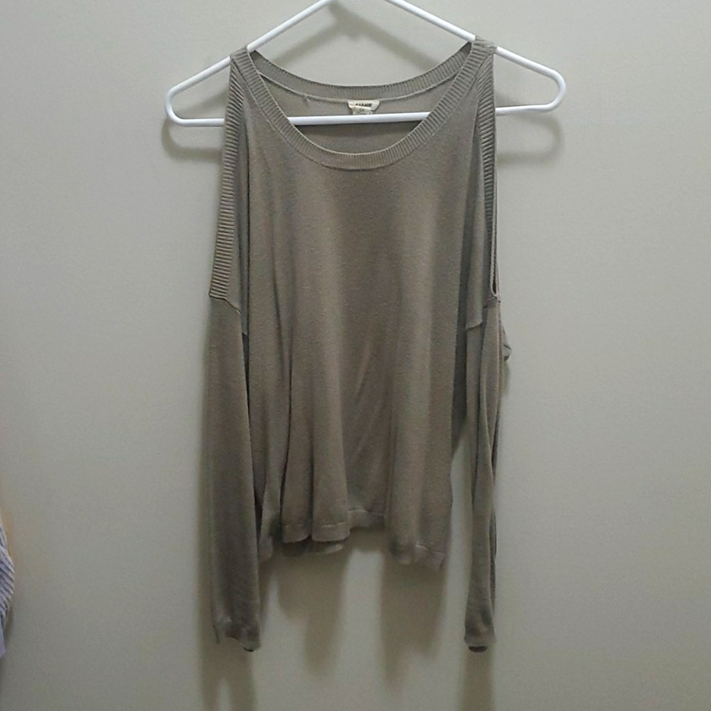 Sweater/crop top